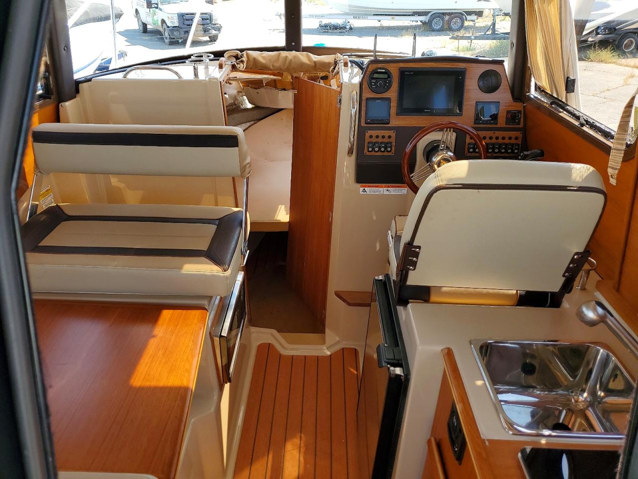 2018 ROUNDTIONS Boat