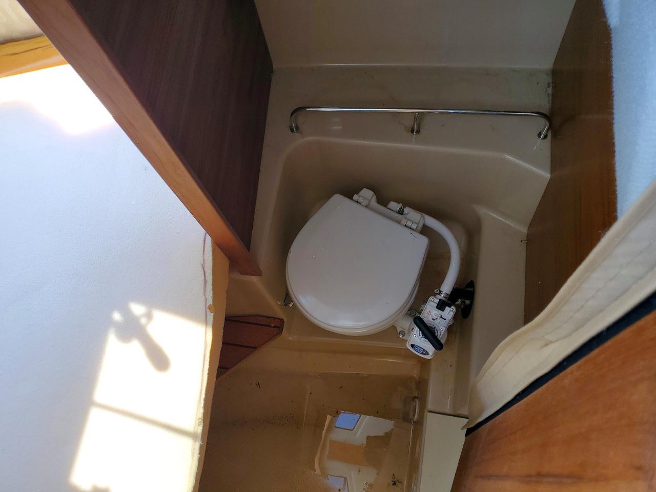 2018 ROUNDTIONS Boat