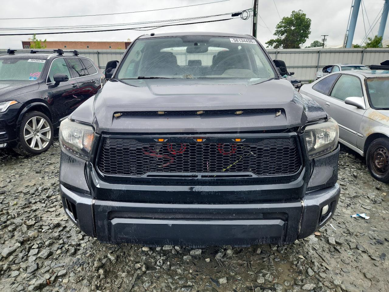 2016 TOYOTA TUNDRA