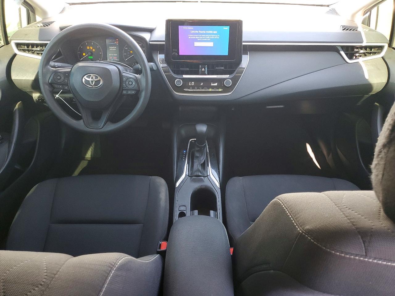2024 TOYOTA COROLLA