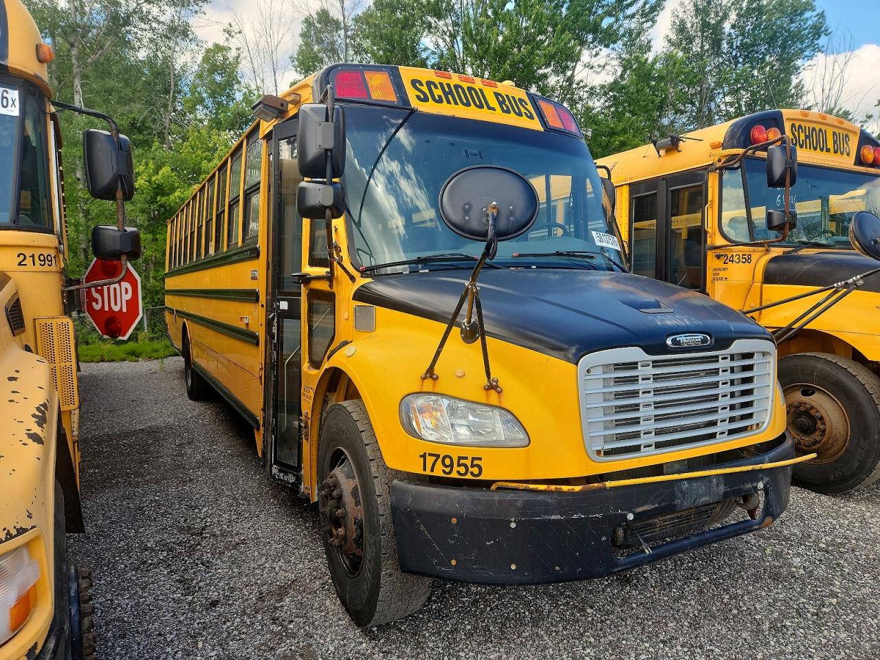2010 THOMAS SAF-T-LINE