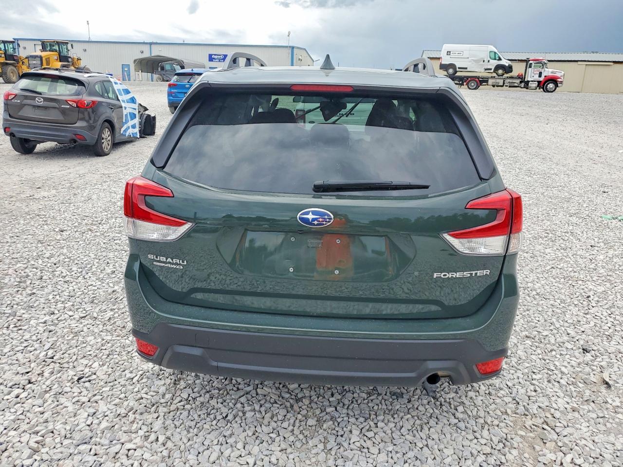 2022 SUBARU FORESTER