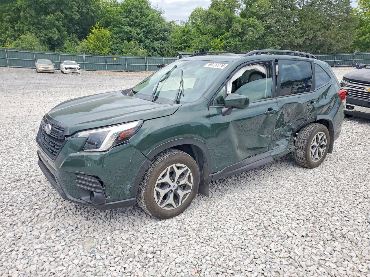 2022 SUBARU FORESTER