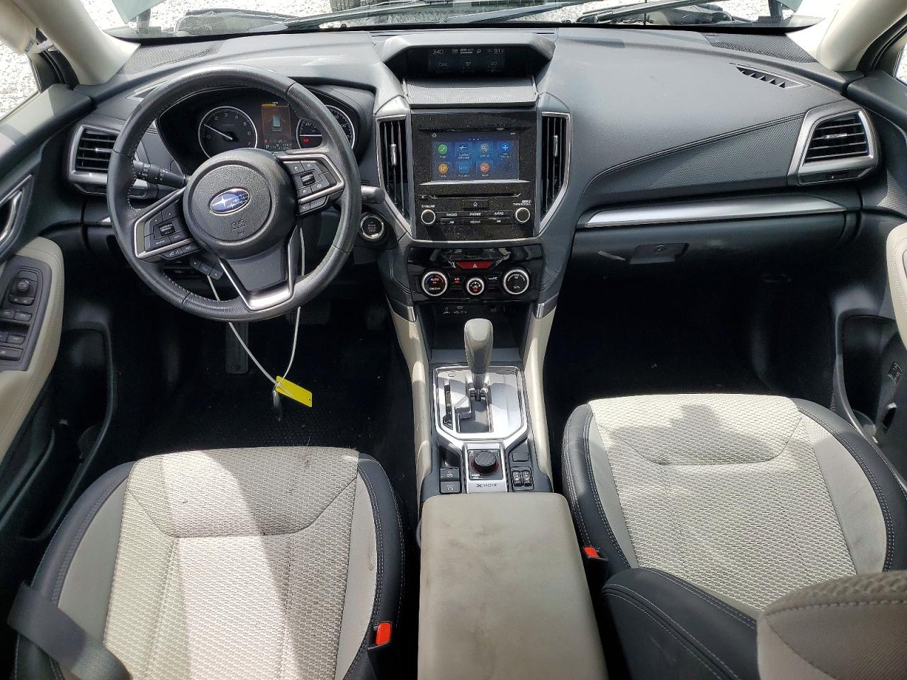 2022 SUBARU FORESTER