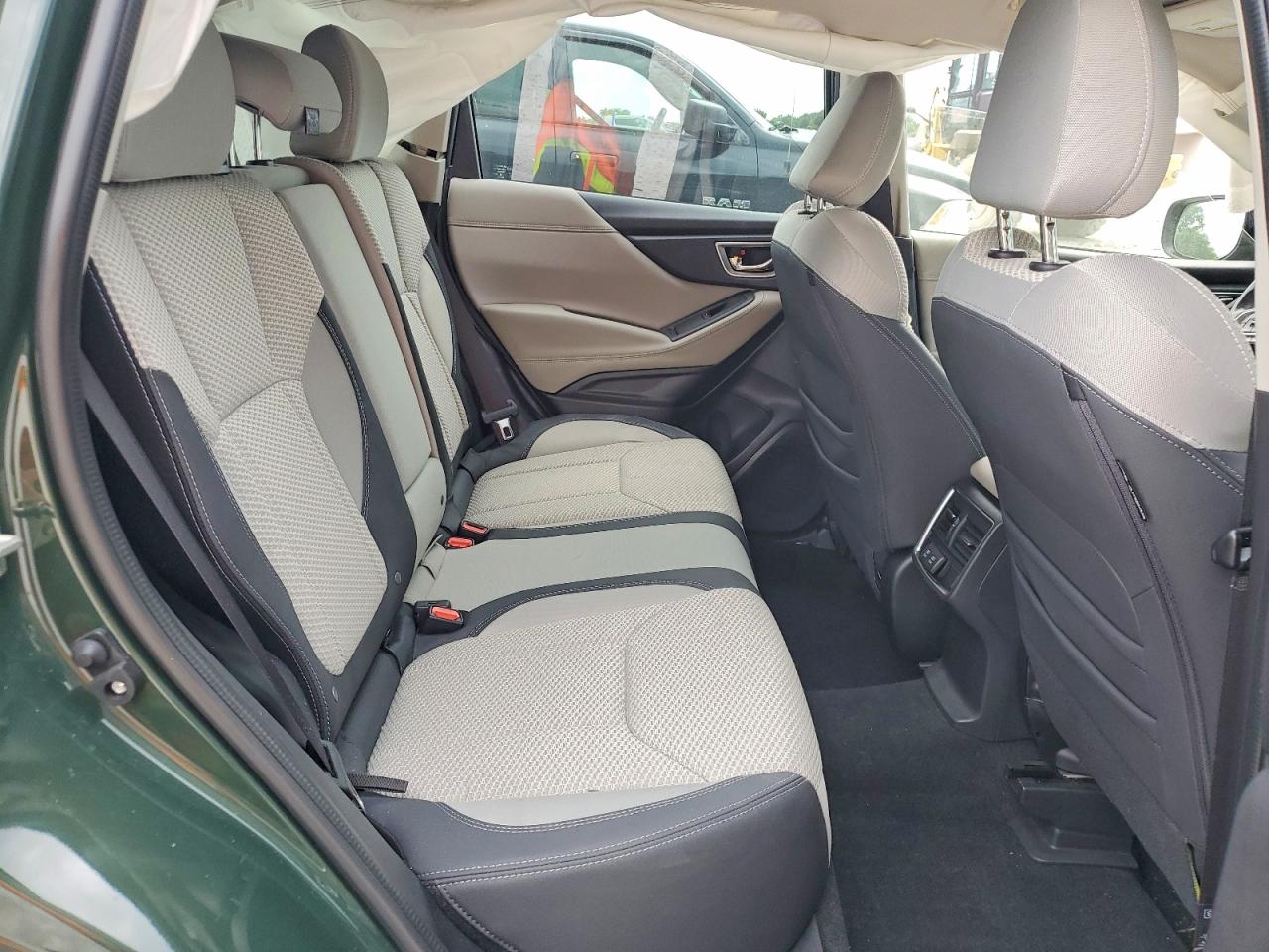 2022 SUBARU FORESTER