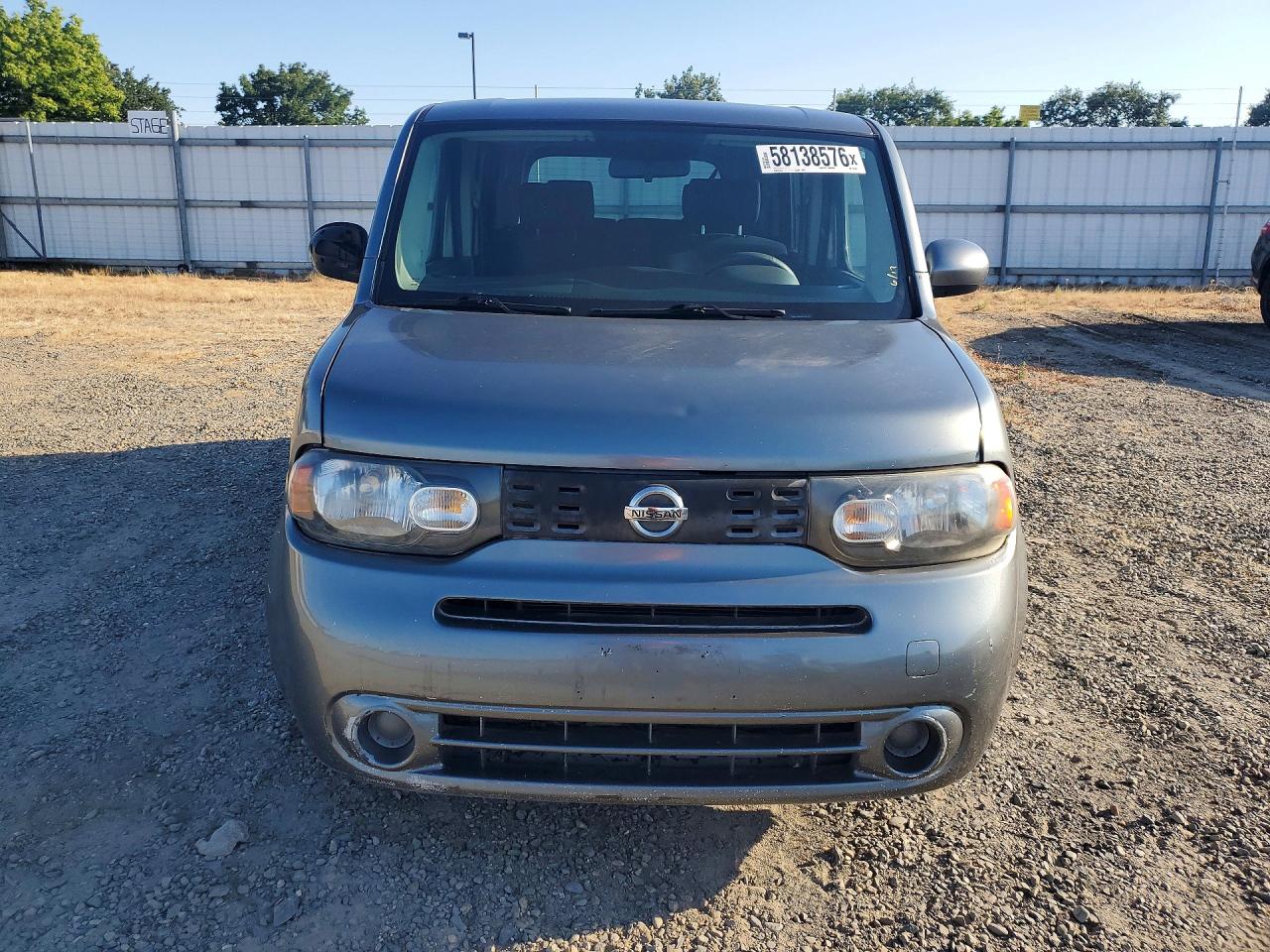 2010 NISSAN CUBE