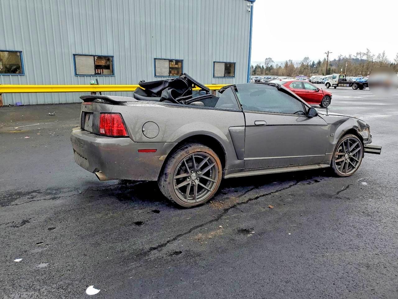 2003 FORD MUSTANG