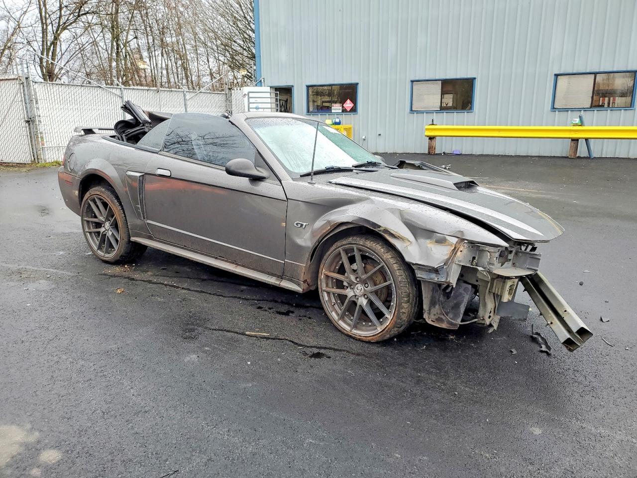 2003 FORD MUSTANG
