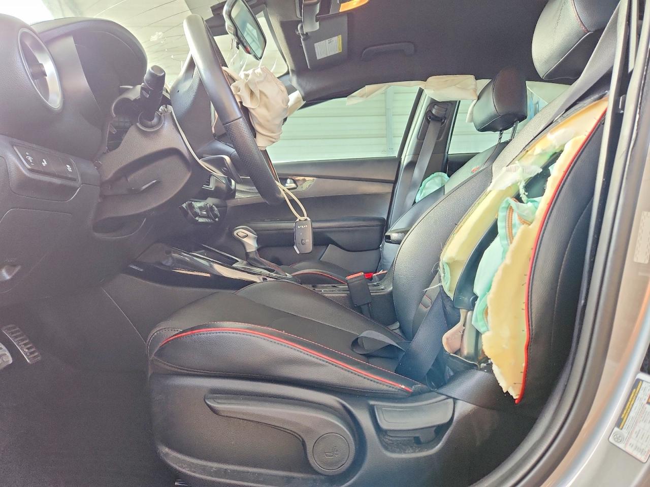 2023 KIA FORTE