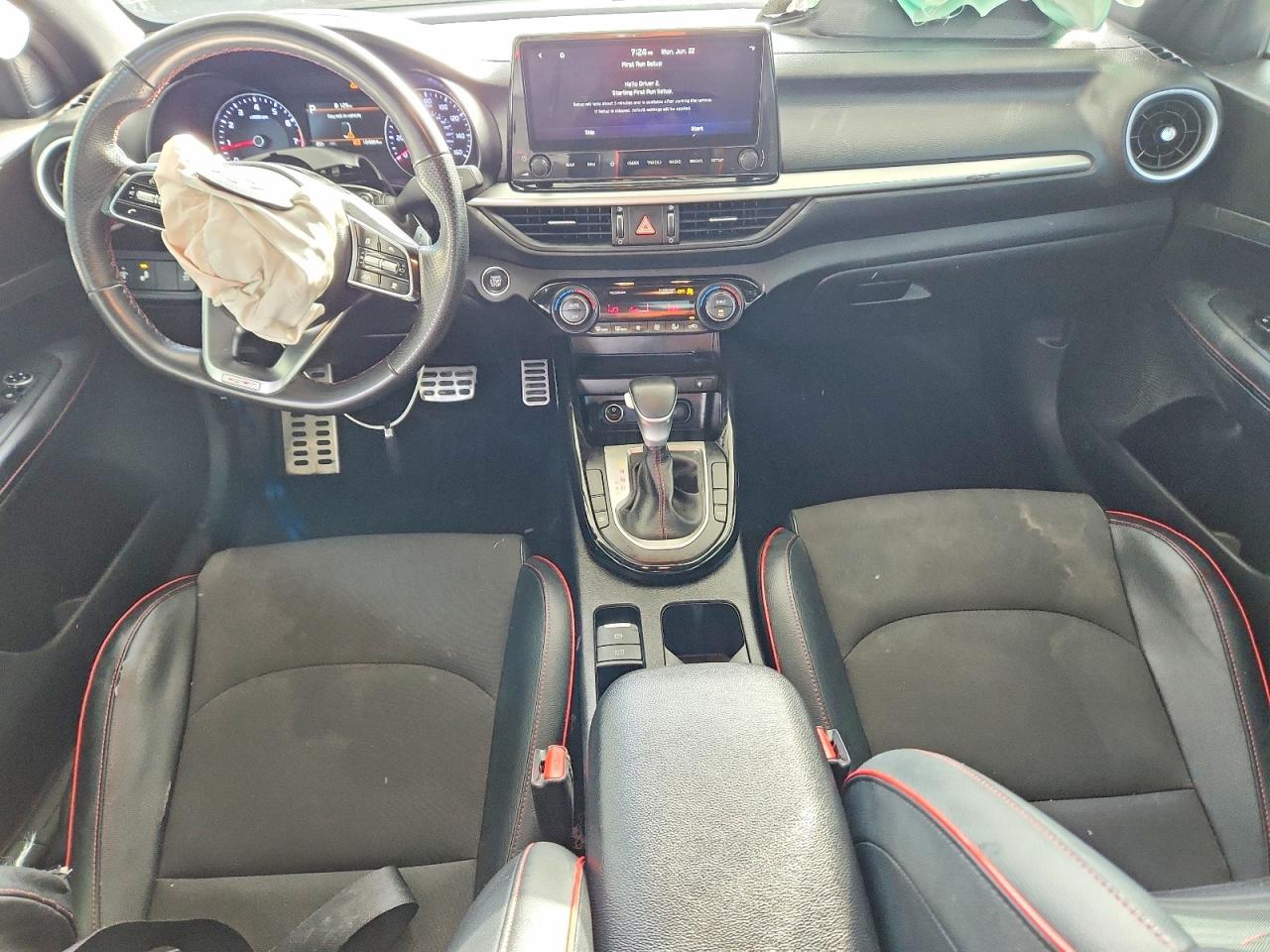 2023 KIA FORTE