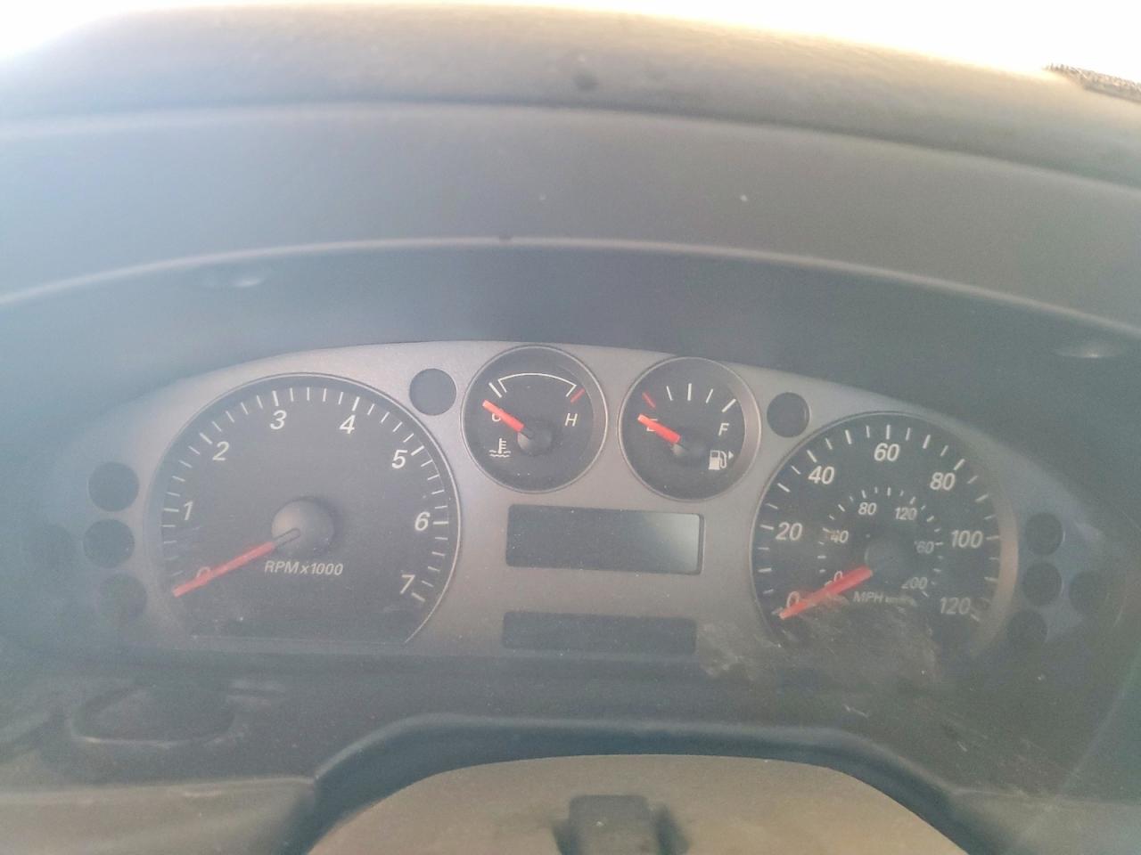 2004 FORD TAURUS
