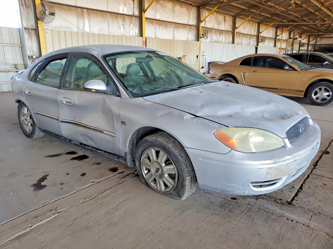 2004 FORD TAURUS