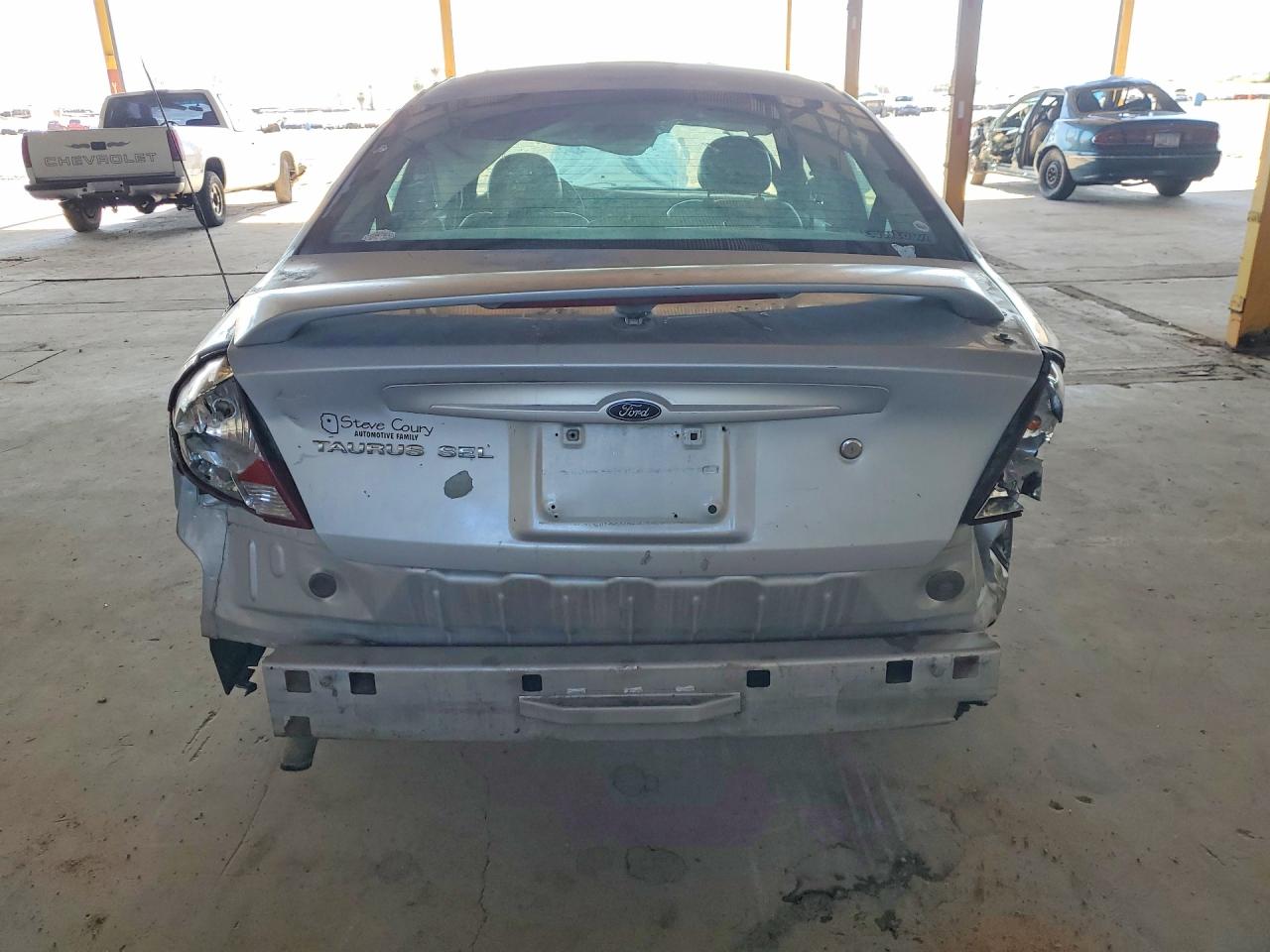 2004 FORD TAURUS