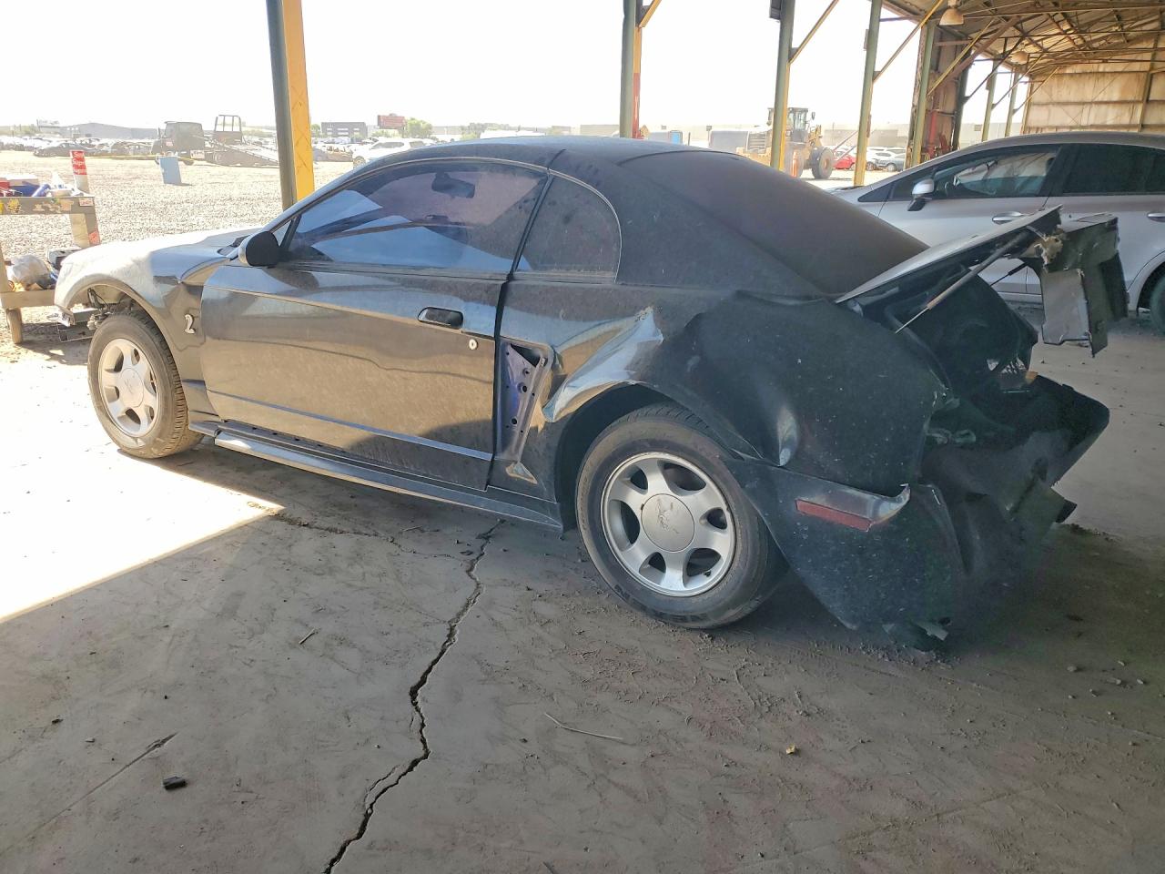 2004 FORD MUSTANG