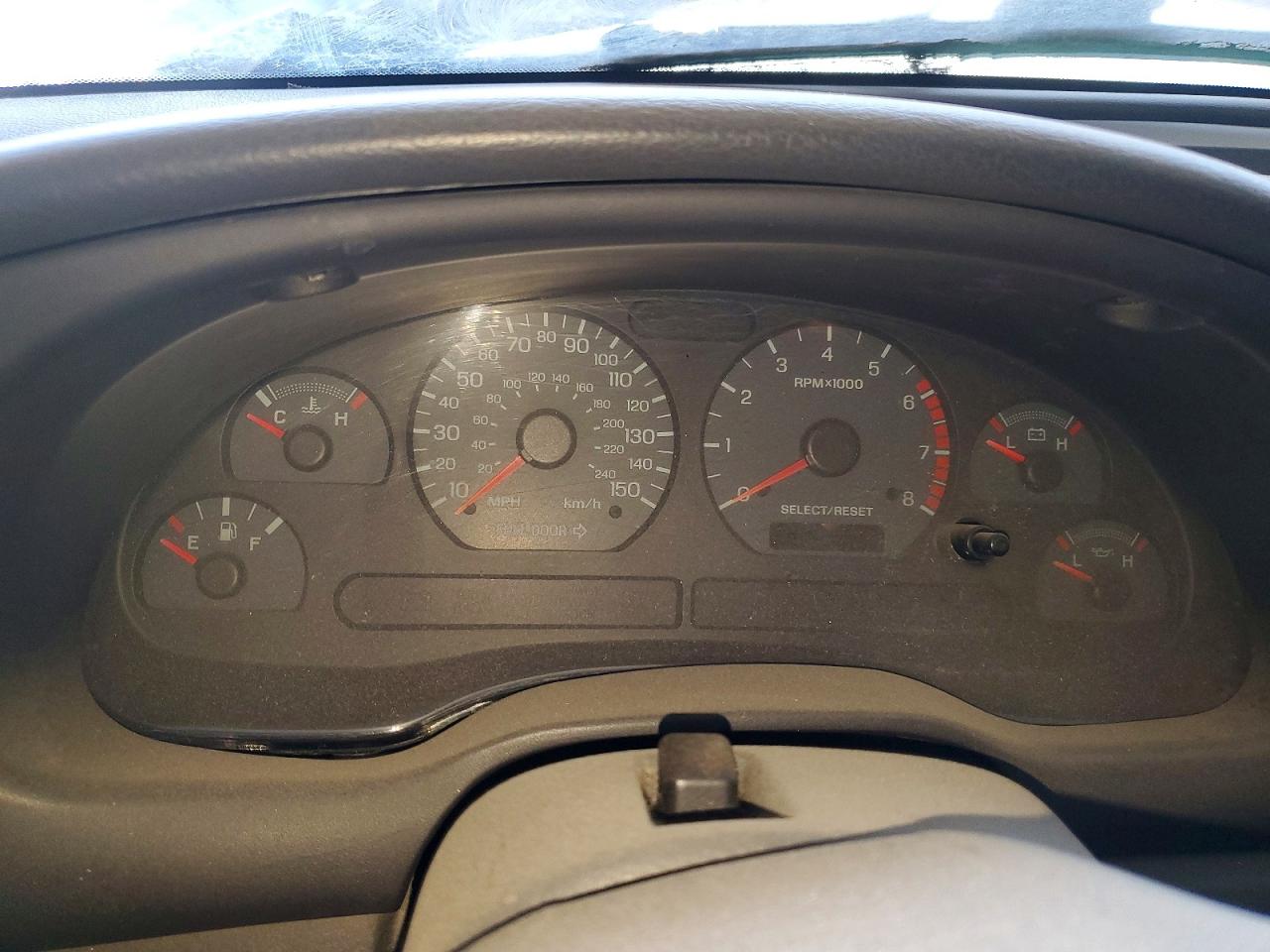 2004 FORD MUSTANG