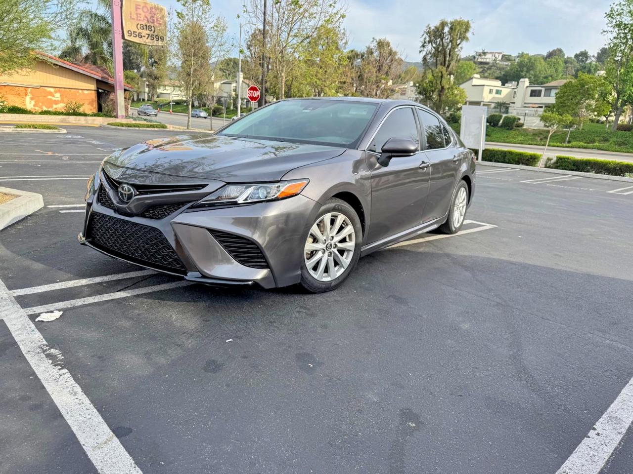 2019 TOYOTA CAMRY