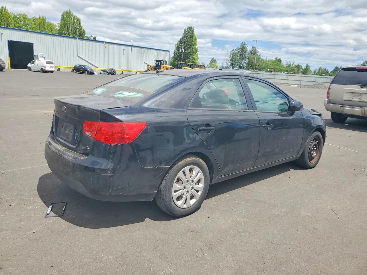 2013 KIA FORTE