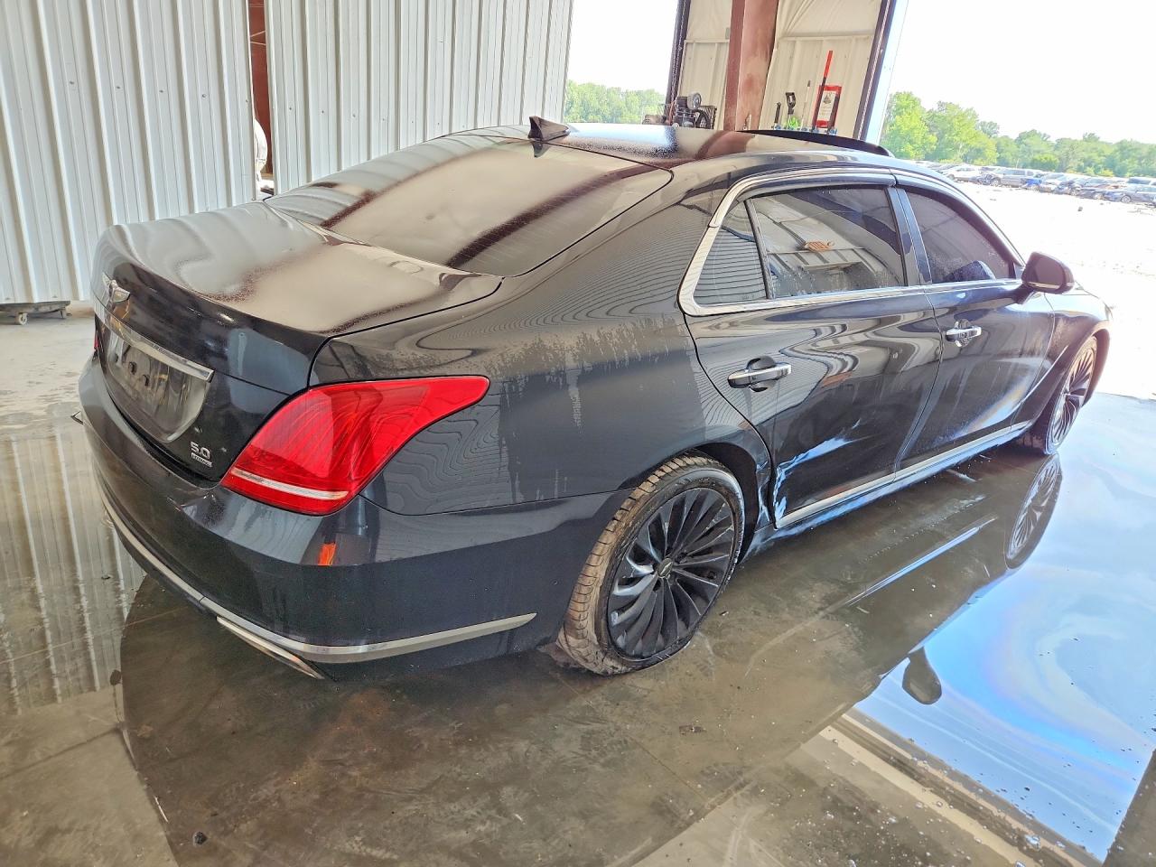 2018 GENESIS G90