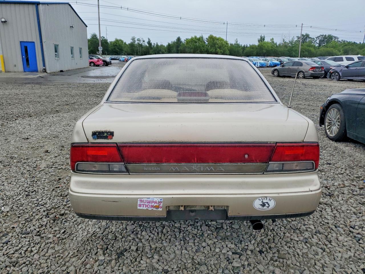1992 NISSAN MAXIMA