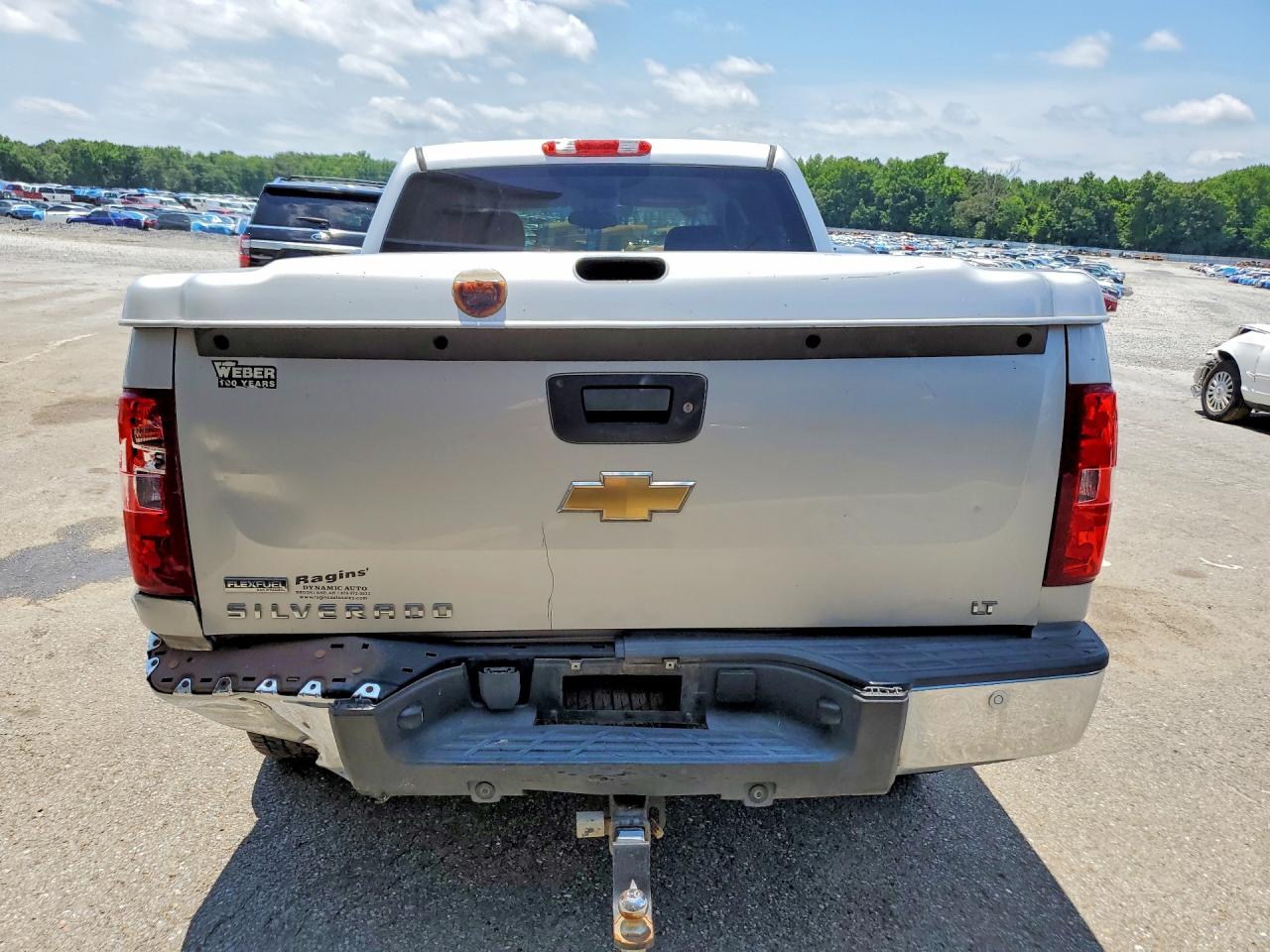 2011 CHEVROLET SILVERADO