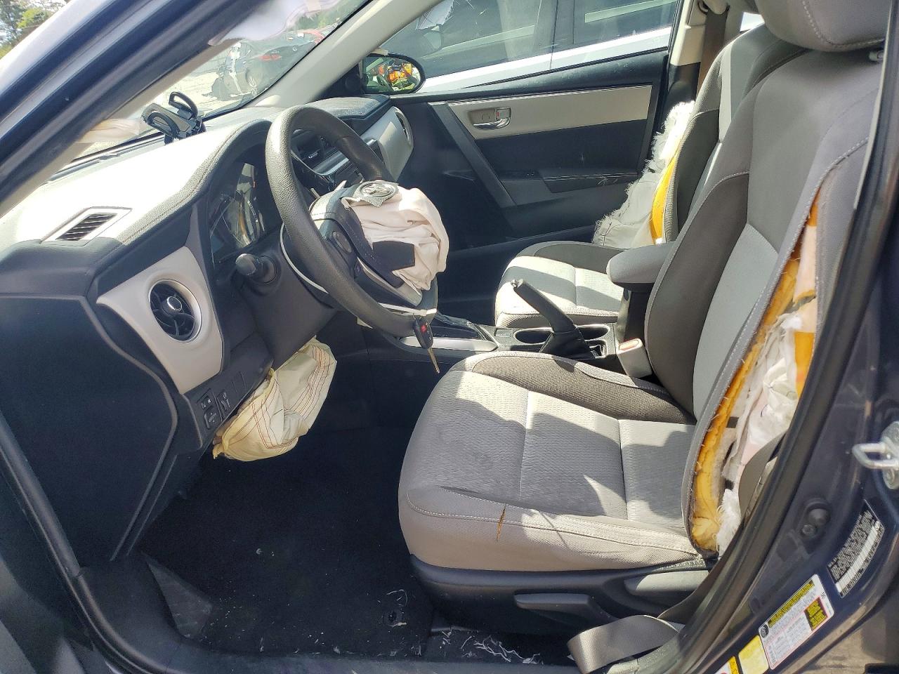 2019 TOYOTA COROLLA