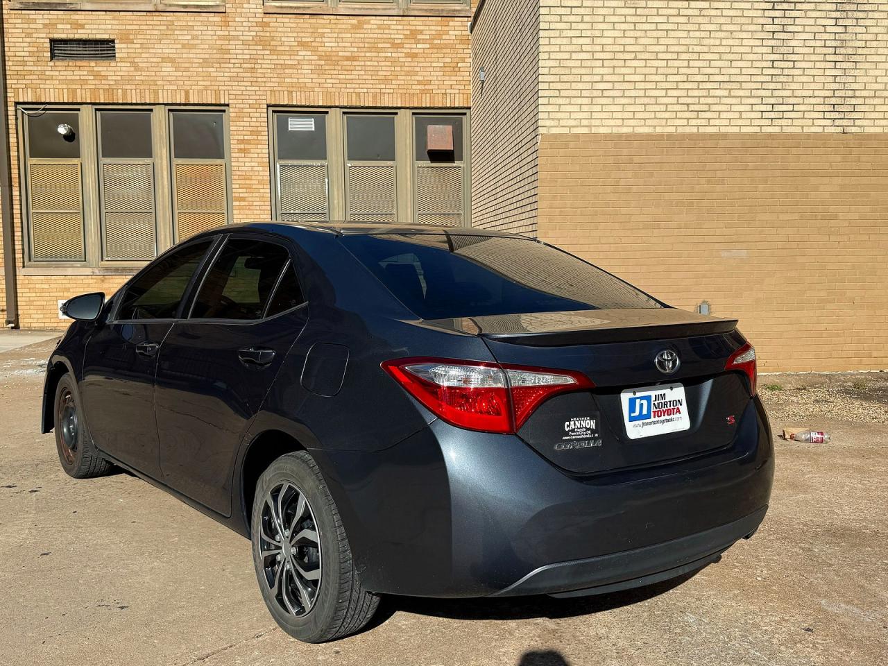 2015 TOYOTA COROLLA