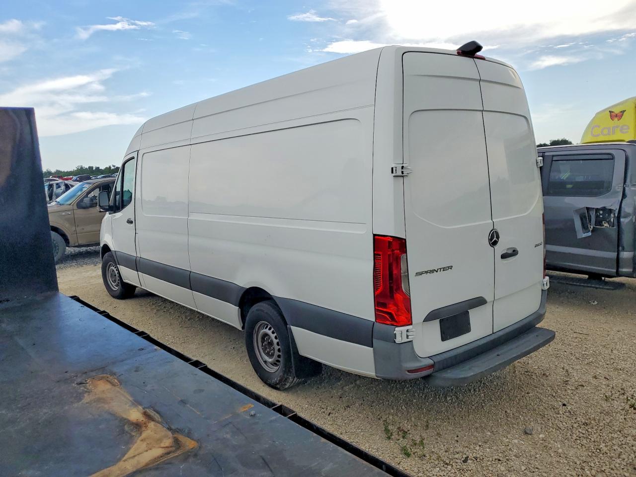 2021 MERCEDES-BENZ SPRINTER
