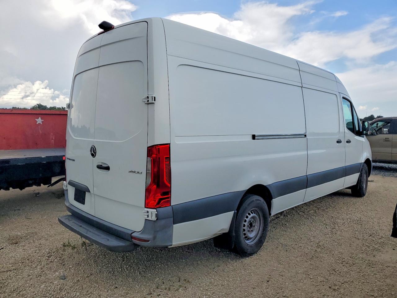 2021 MERCEDES-BENZ SPRINTER