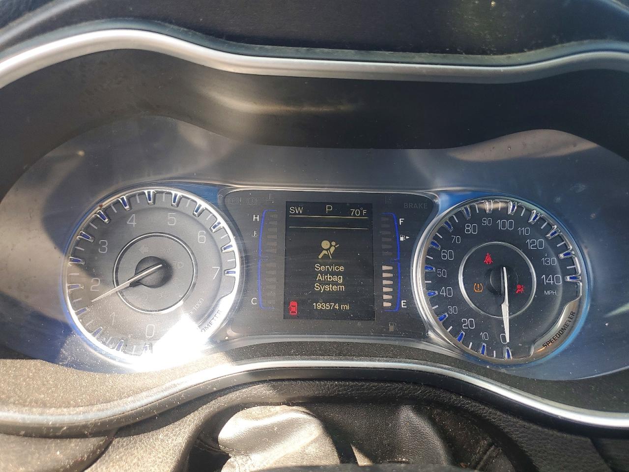 2016 CHRYSLER 200