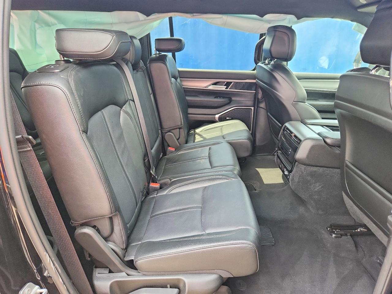 2025 JEEP WAGONEER