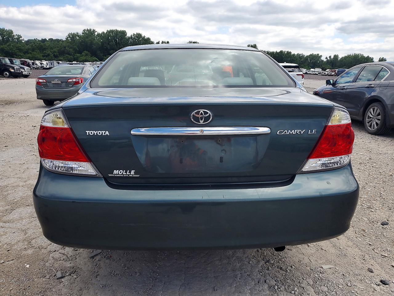 2005 TOYOTA CAMRY