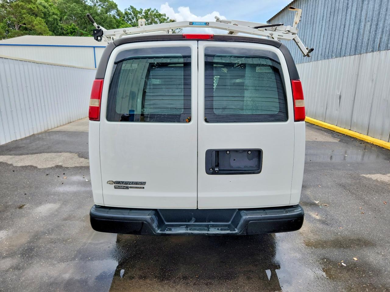 2016 CHEVROLET EXPRESS