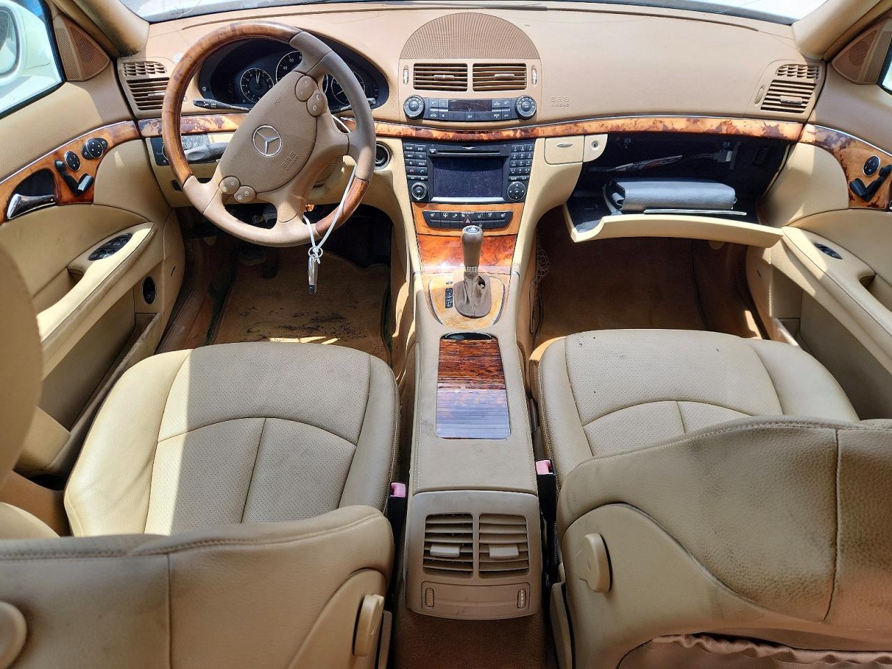 2009 MERCEDES-BENZ E-CLASS