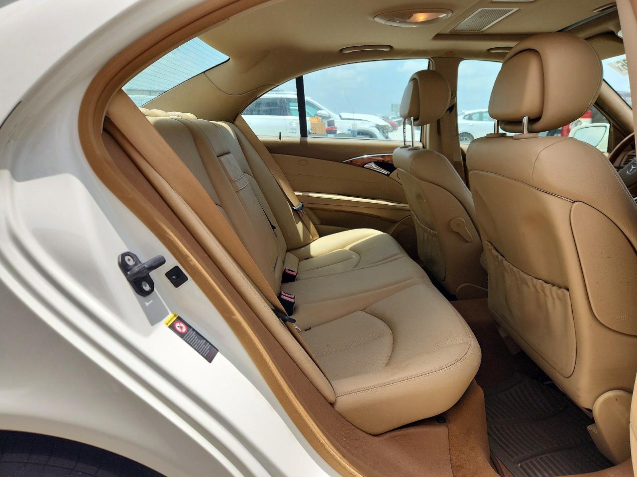 2009 MERCEDES-BENZ E-CLASS