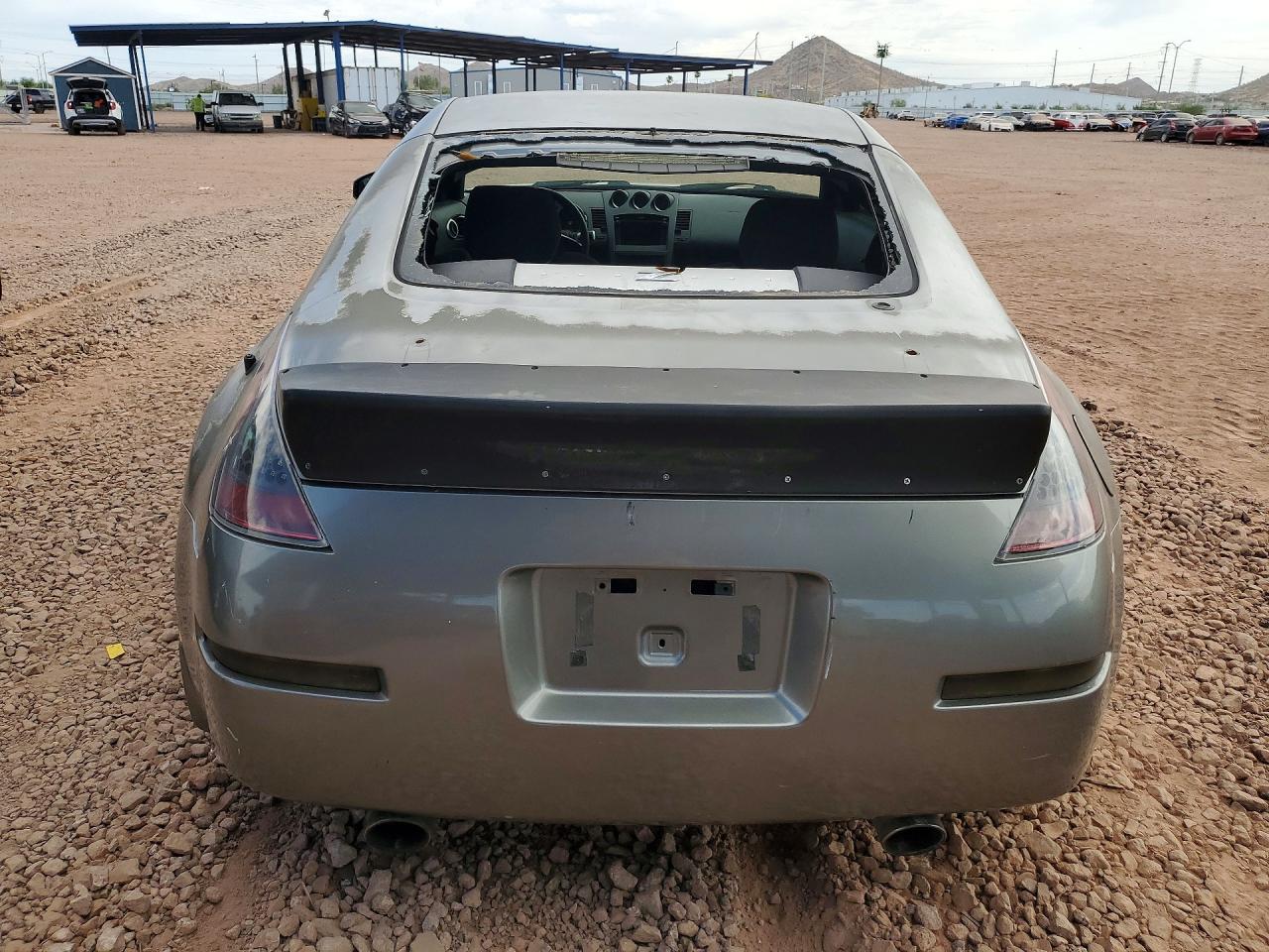 2004 NISSAN 350Z