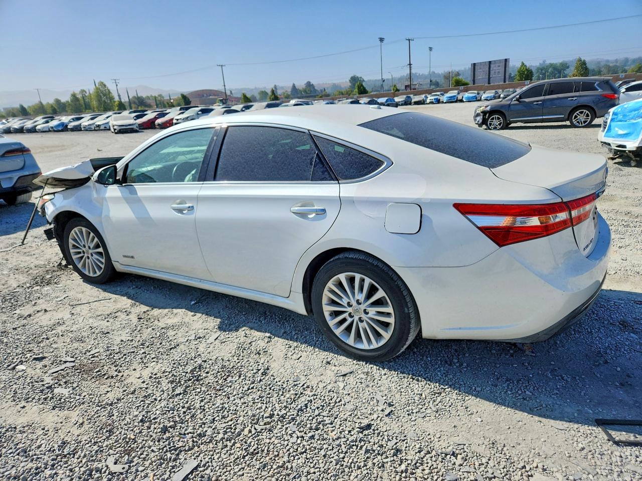 2014 TOYOTA AVALON