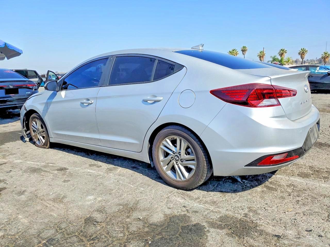 2019 HYUNDAI ELANTRA