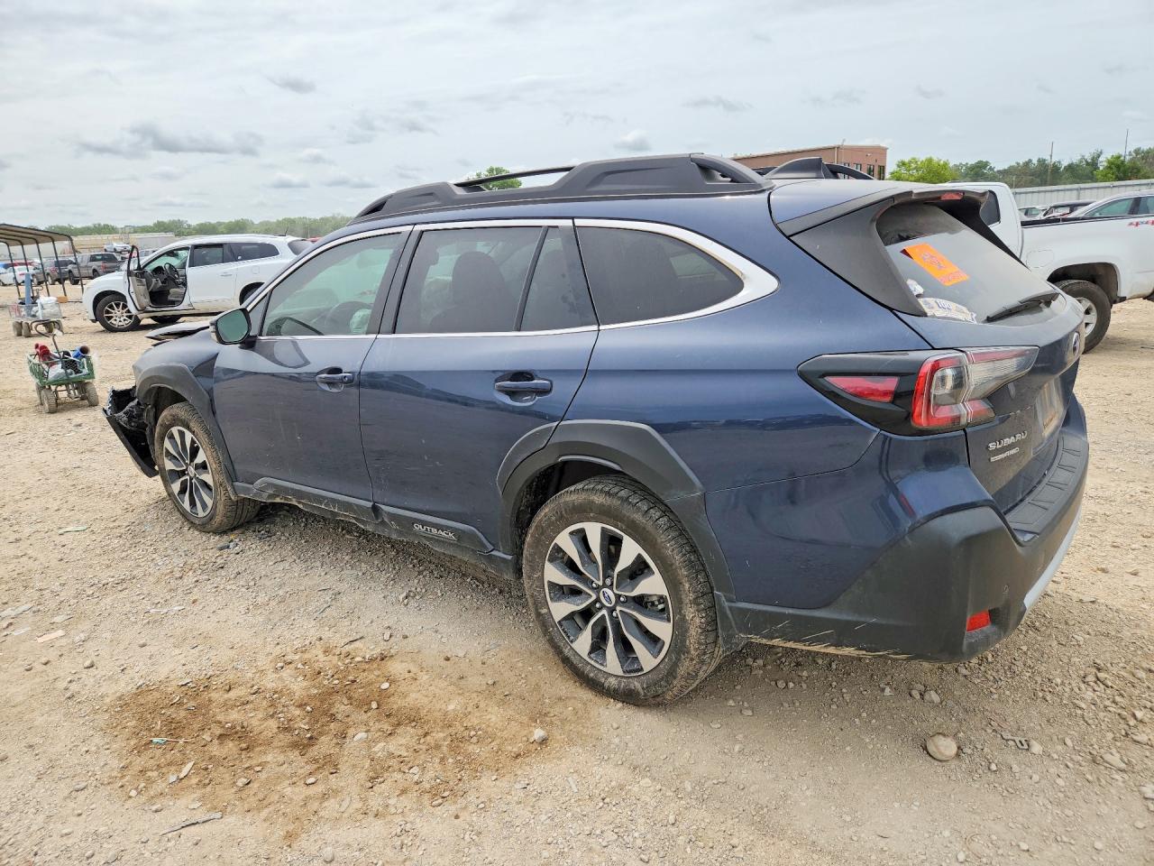 2023 SUBARU OUTBACK