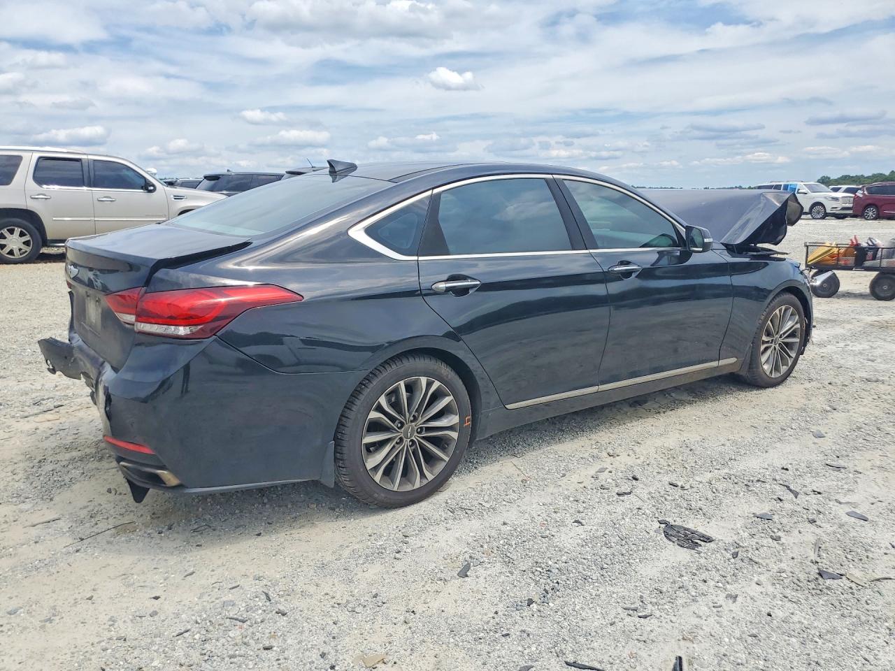 2016 HYUNDAI GENESIS