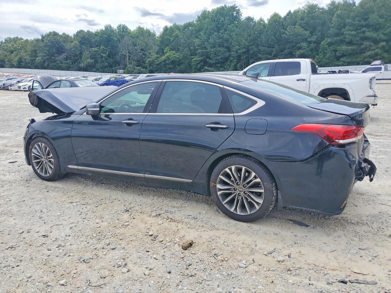 2016 HYUNDAI GENESIS