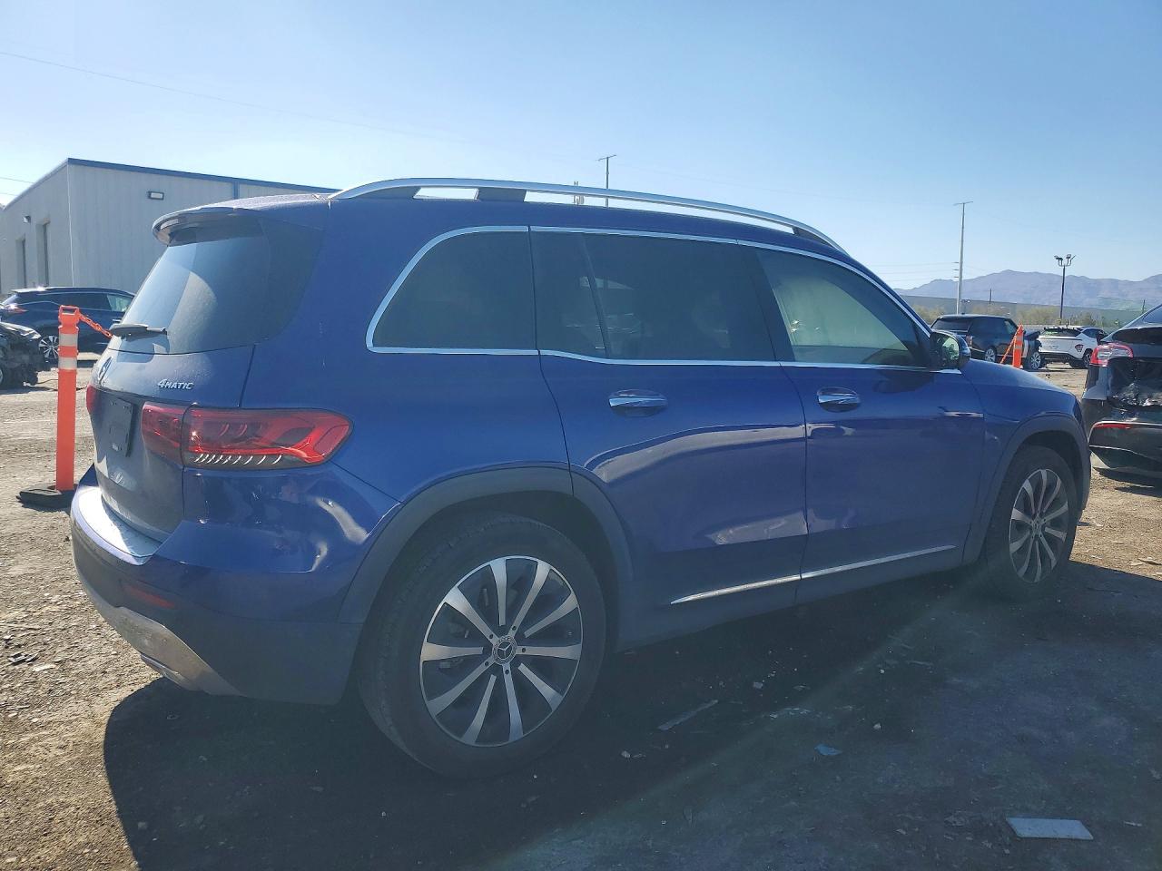 2022 MERCEDES-BENZ GLB-CLASS