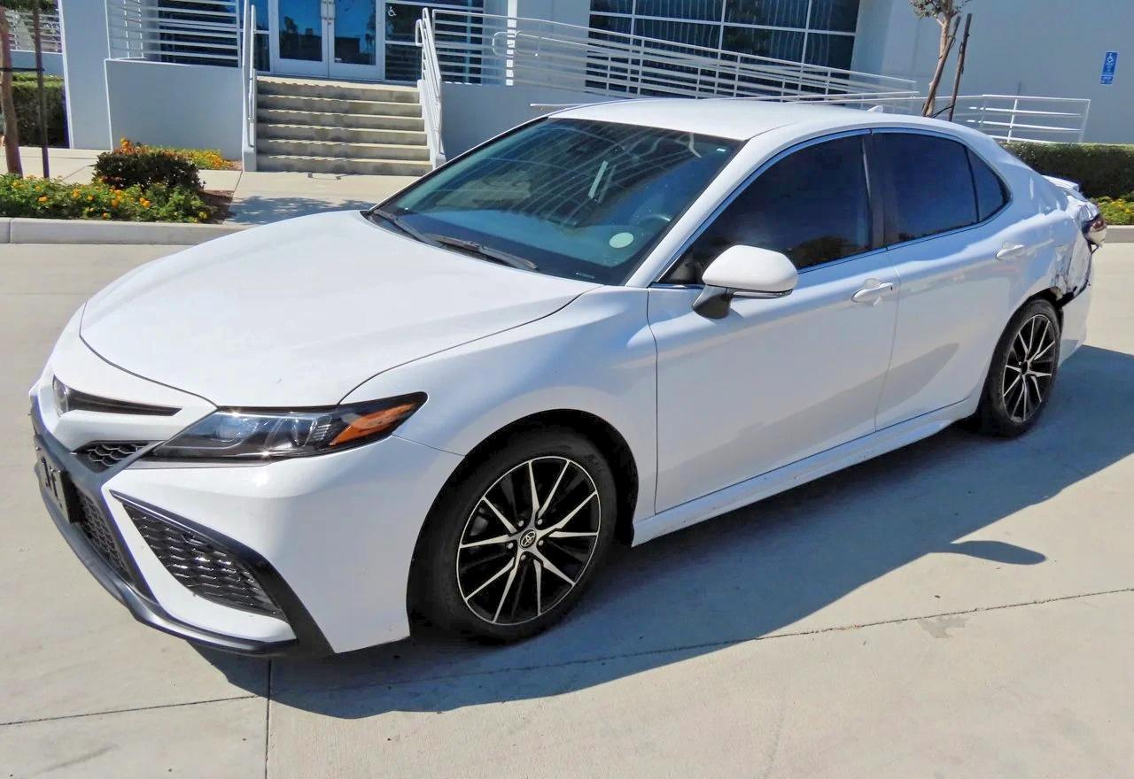 2023 TOYOTA CAMRY