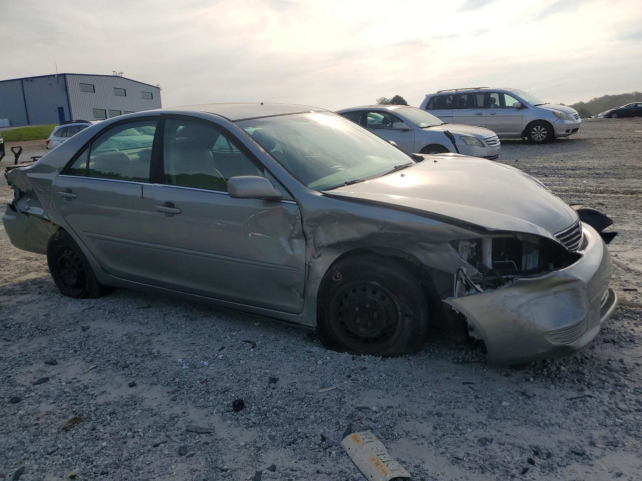 2005 TOYOTA CAMRY
