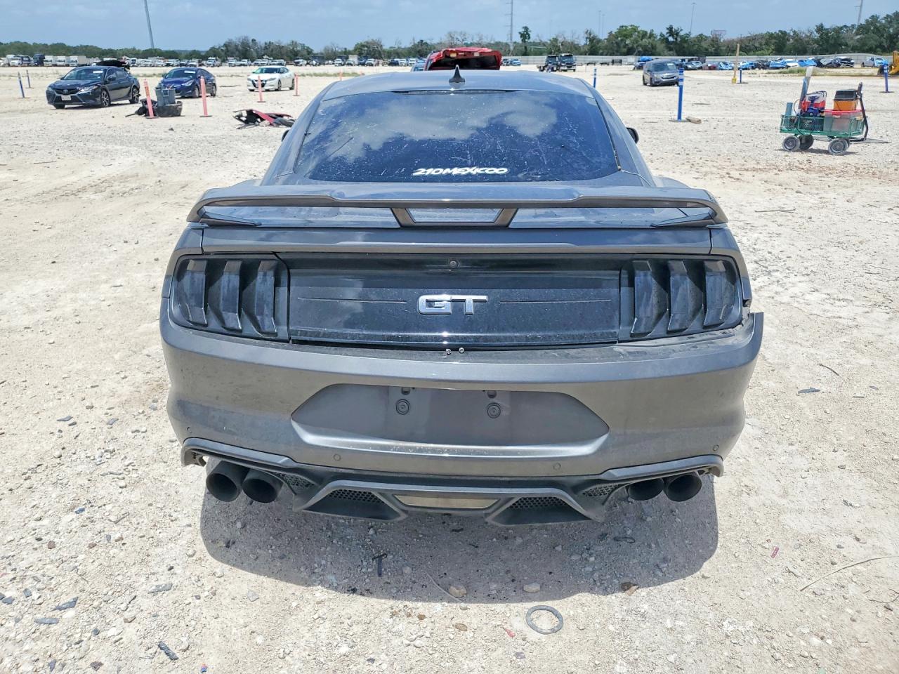2022 FORD MUSTANG