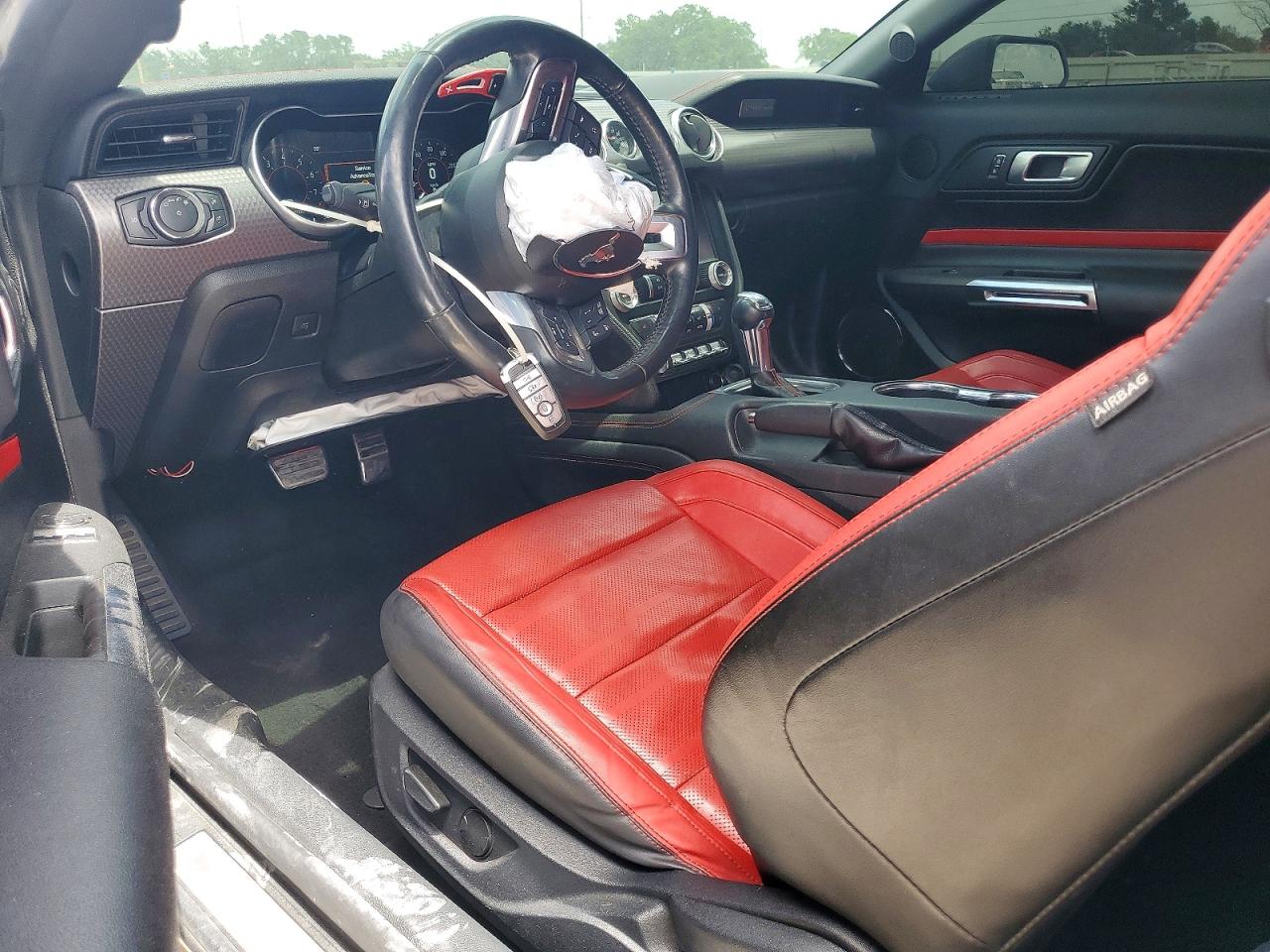 2022 FORD MUSTANG