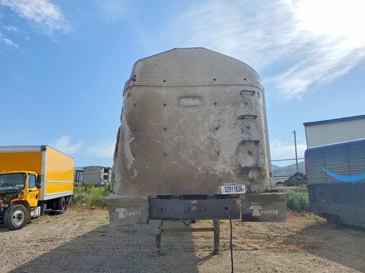 2011 UTIL-UTILITY DRY VAN