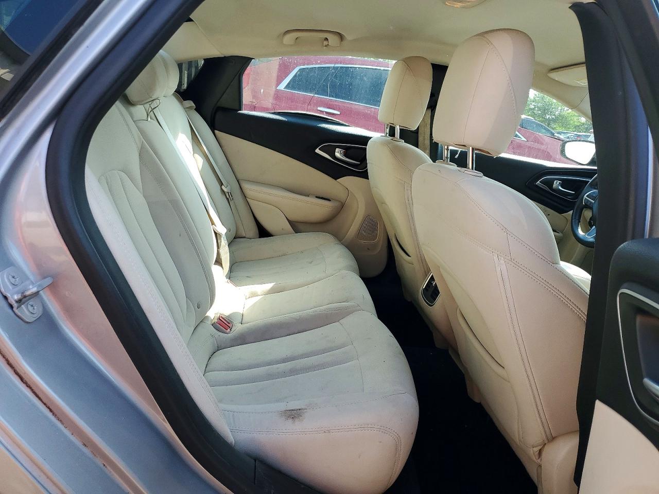 2015 CHRYSLER 200
