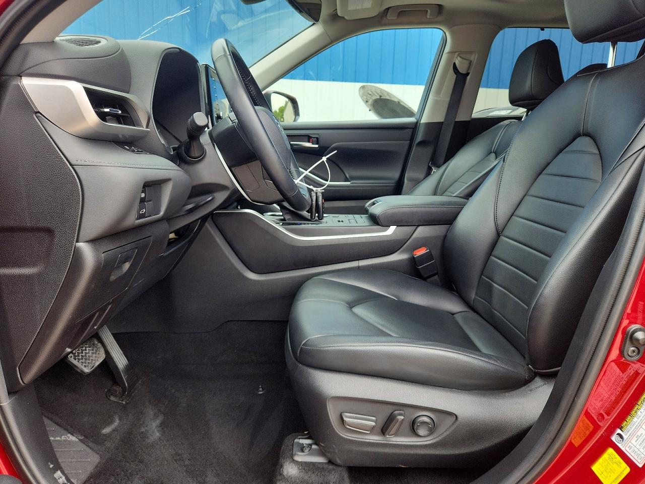 2022 TOYOTA HIGHLANDER
