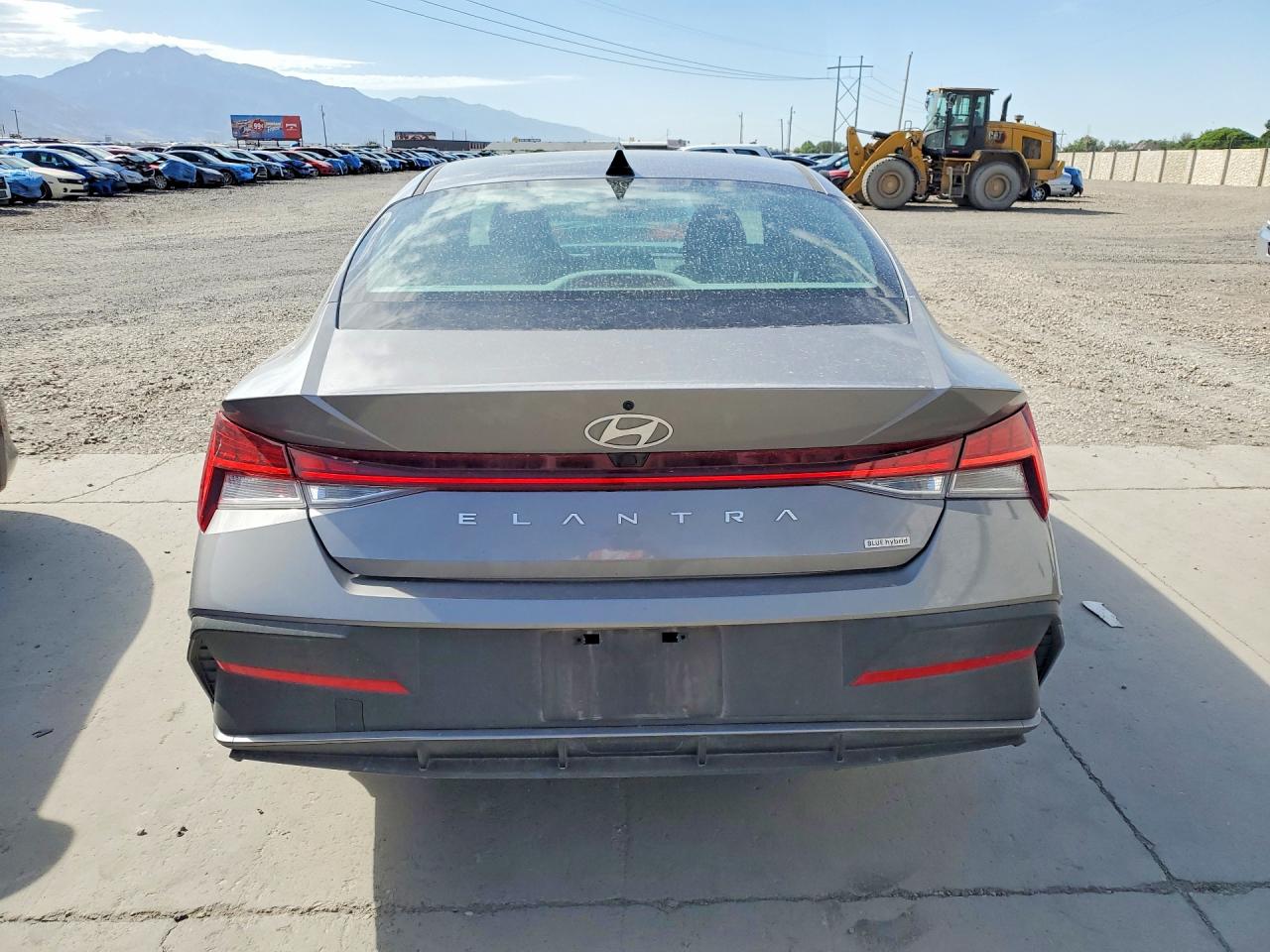 2024 HYUNDAI ELANTRA