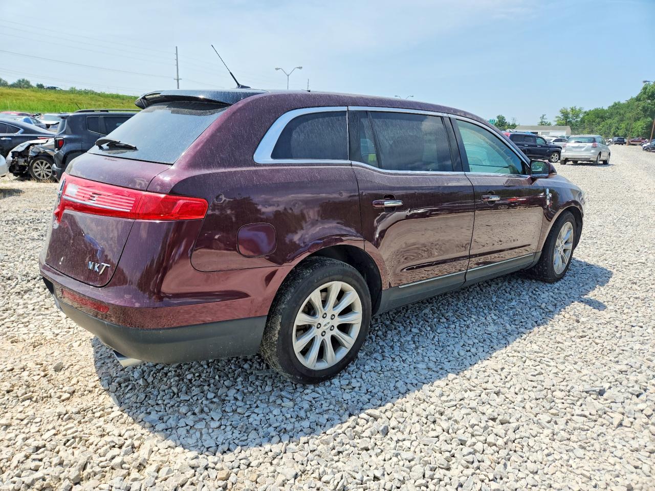 2018 LINCOLN MKT